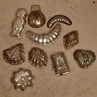 metal chokoladeforme i 10 forskellige figurer gamle tyske forme genbrug